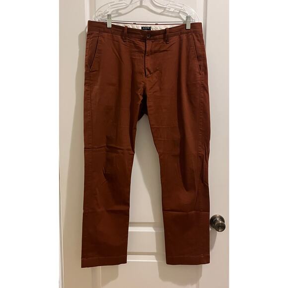 J. Crew Men’s Straight-fit flex chino pant - Picture 2 of 10